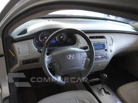 AZERA 3.3 MPFI GLS SEDAN V6 24V GASOLINA 4P AUTOMÁTICO