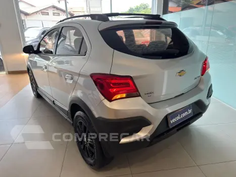 Onix Hatch 1.4 4P FLEX ACTIV AUTOMÁTICO