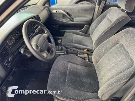 Passat 2.0 4P GL