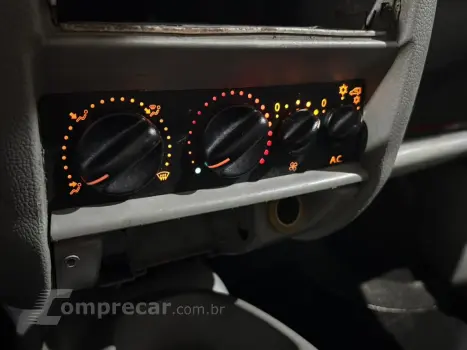 KANGOO 1.6 EXPRESS 16V FLEX 3P MANUAL