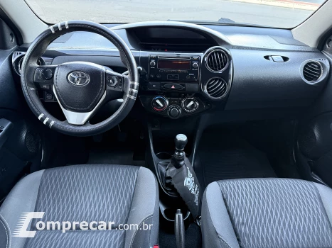 ETIOS 1.5 XS Sedan 16V
