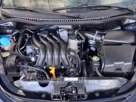 New Beetle 2.0 Mi 8V Gasolina 2P Automático