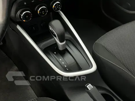 ONIX SEDAN Plus LTZ 1.0 12V TB Flex Aut.