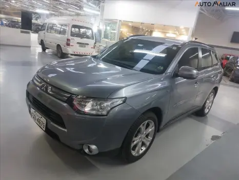 OUTLANDER 3.0 GT 4X4 V6 24V
