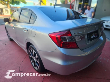 Civic Sedan LXR 2.0 Flexone 16V Aut. 4p