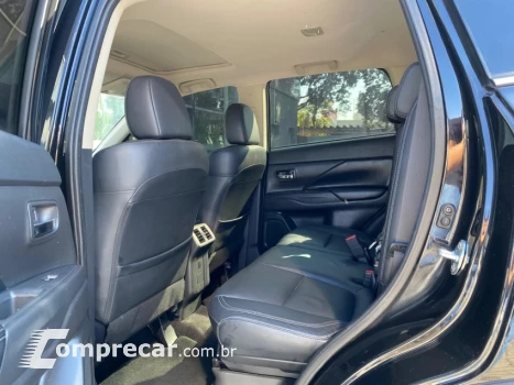 OUTLANDER 3.0 Mivec V6 Hpe-s AWD