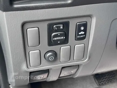 HILUX 3.0 SRV 4X4 CD 16V TURBO INTERCOOLER DIESEL 4P AUTOMÁT