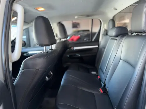 HILUX 2.8 D-4d Turbo CD SRV 4X4