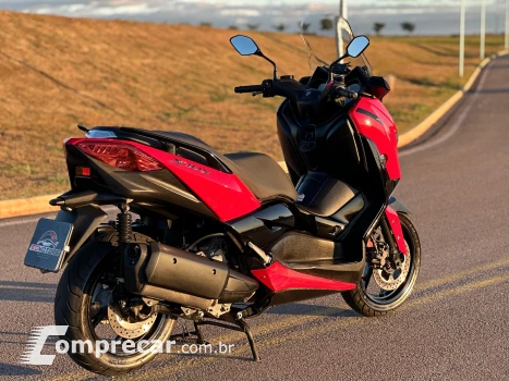 XMAX 250