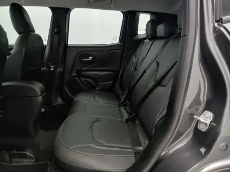 RENEGADE 1.3 T270 TURBO FLEX LONGITUDE AT6