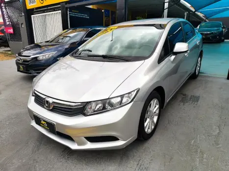 Honda Civic Sedan LXS 1.8/1.8 Flex 16V Aut. 4p 4 portas