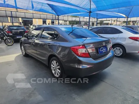 CIVIC - 1.8 LXS 16V 4P AUTOMÁTICO