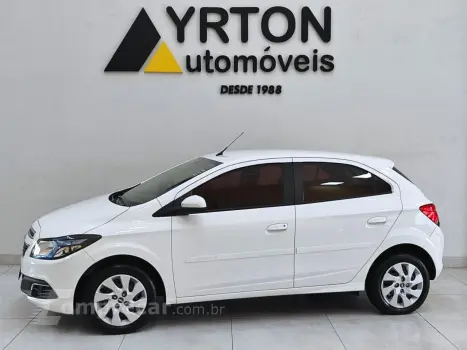 CHEVROLET Onix Hatch 1.4 4P FLEX LT 4 portas