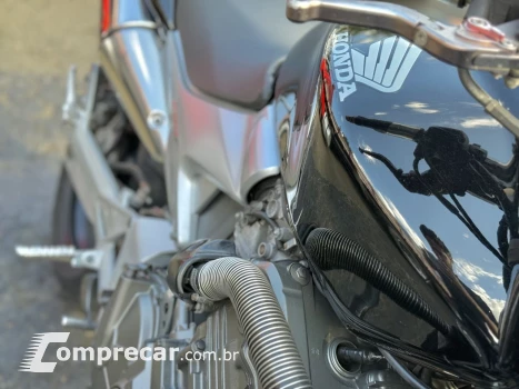 CB 600F HORNET