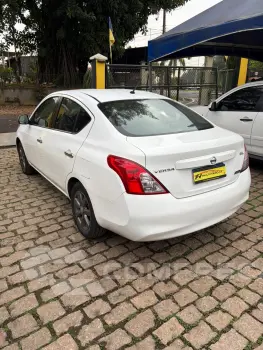 Versa SL 1.6