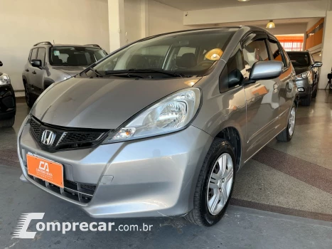 Honda FIT 1.4 DX 16V 4 portas