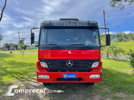 Atego 2425 3-Eixos 2p (diesel)