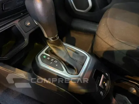 Renegade 1.8 16V Flex 4P Automático