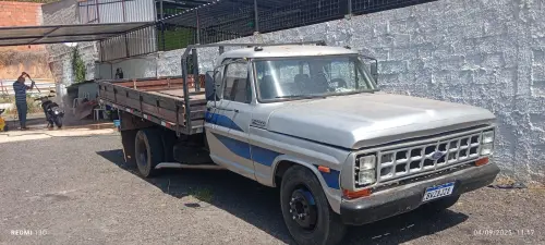 Ford f4000 2 portas