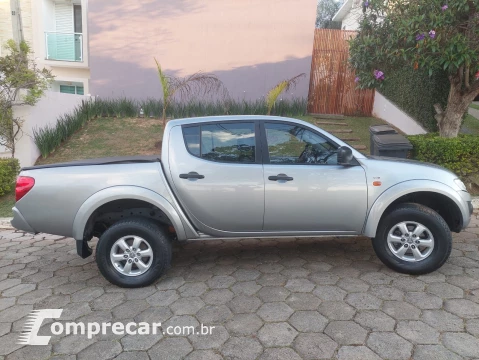 Mitsubishi L200 TRITON 2.4 HLS 4X2 CD 16V 4 portas