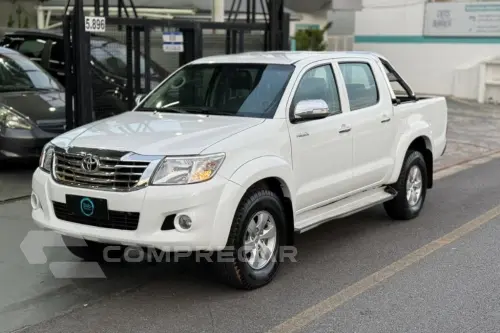 Toyota Hilux CD SRV 4x4 2.7 Flex 16V Aut. 4 portas