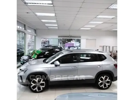 TAOS 1.4 250 TSI TOTAL FLEX HIGHLINE AUTOMÁTICO