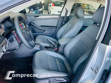 JETTA 2.0 COMFORTLINE 120CV FLEX 4P TIPTRONIC
