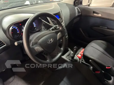 HB20S 1.6 COMFORT PLUS 16V FLEX 4P MANUAL
