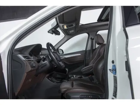 X1 2.0 16V TURBO ACTIVEFLEX XDRIVE25I SPORT 4P AUTOMÁTICO