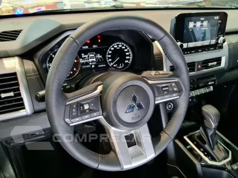 TRITON HPE-S 2.4 CD 4x4 TB DIESEL AUT.