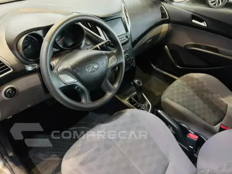 HB20S - 1.6 COMFORT STYLE 16V 4P AUTOMÁTICO