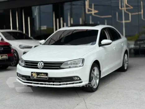 JETTA 2.0 TSI HIGHLINE 211CV GASOLINA 4P TIPTRONIC