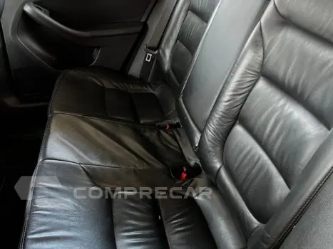 JETTA - 2.0 COMFORTLINE 4P TIPTRONIC