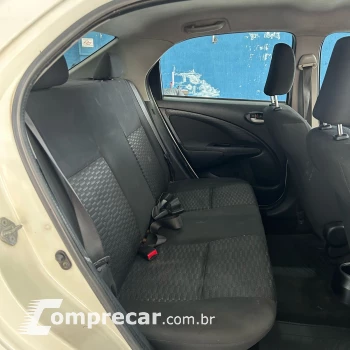 ETIOS 1.5 X Sedan 16V