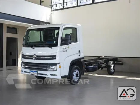 Volkswagen DELIVERY EXPRESS 3.0 Turbo Chassi 4X2 4 portas
