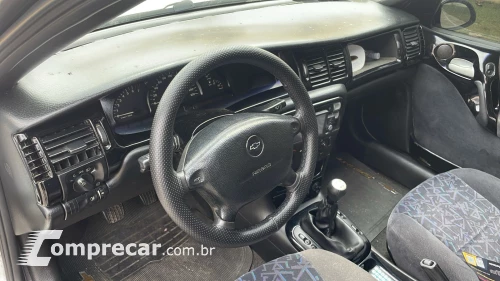 VECTRA 2.0 MPFI GLS 8V