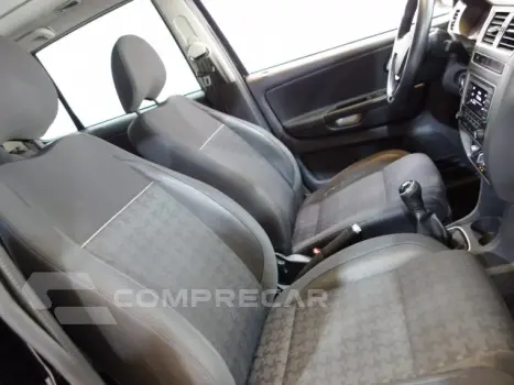 FOX - 1.6 MSI COMFORTLINE 8V 4P MANUAL