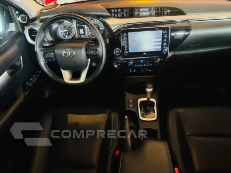 HILUX 2.8 D-4D TURBO DIESEL CD SRX 4X4 AUTOMÁTICO