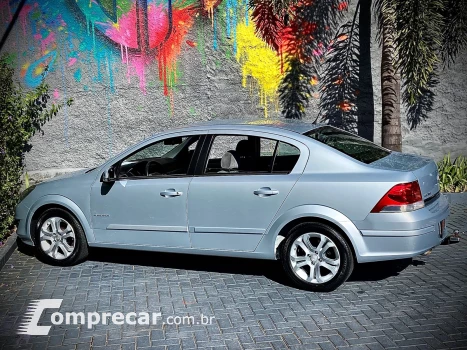 VECTRA 2.0 MPFI Elegance 8V