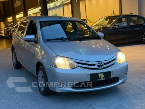 ETIOS 1.3 XS 16V FLEX 4P MANUAL