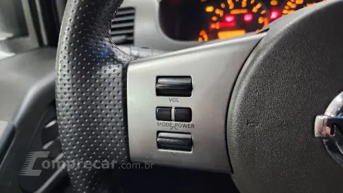 Frontier LE ATTACK CD 4x4 2.5 TB Die.Aut