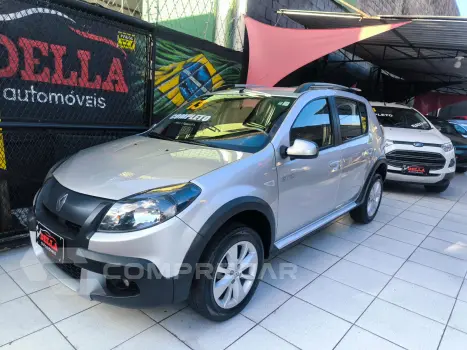 Renault SANDERO 1.6 Stepway 8V 4 portas