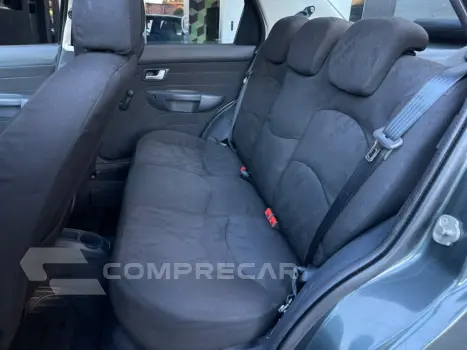 SIENA 1.0 MPI EL CELEBRATION 8V FLEX 4P MANUAL