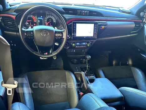 HILUX 2.8 D-4D TURBO DIESEL CD GR-S 4X4 AUTOMÁTICO