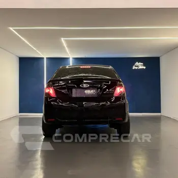 Fiesta Sedan 1.0 8V Flex 4p