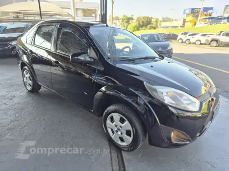 Fiesta Sedan SE 1.6 8V Flex 4p