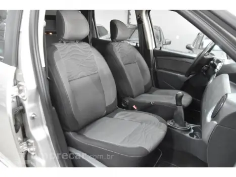 DUSTER - 1.6 DYNAMIQUE 4X2 16V 4P MANUAL