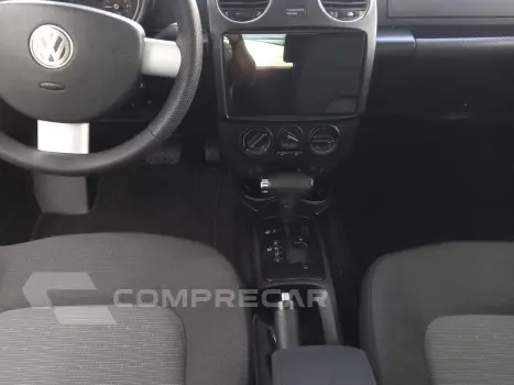 New Beetle 2.0 Mi 8V Gasolina 2P Automático