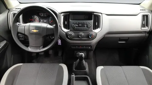 S10 2.8 16V TURBO DIESEL LS CD 4X4 MANUAL