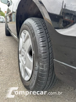 FIESTA 1.6 Rocam SE Sedan 8V